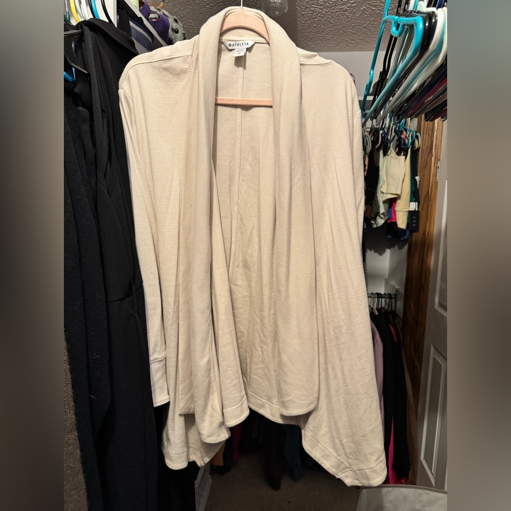 Cream Athleta Pranayama Wrap